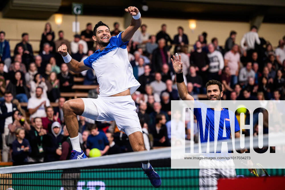 Marcelo Arevalo of El Salvador and Jean-Julien Rojer of the Netherlands celebrate after winning the final of the men s doubles during day 9 of the Stockholm Open tennis tournament on October 23, 2022 in Stockholm. Photo: Jesper Zerman BILDBYRAN COP 234 JZ0258 tennis stockholm open day 9 finals bbeng jubel celebration champions