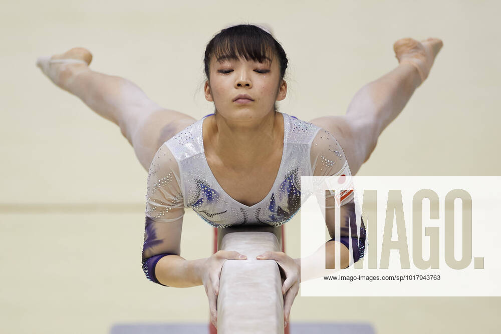 KW44 (221102) -- LIVERPOOL, Nov. 2, 2022 -- Yamada Chiharu of team Japan competes on the balance beam of the women s team final at the 51st FIG Artistic Gymnastics World Championships in Liverpool, Britain, Nov. 1, 2022. ) (SP)BRITAIN-LIVERPOOL-ARTISTIC GYMNASTICS-WORLD CHAMPIONSHIPS-WOMEN S TEAM FINAL MengxDingbo