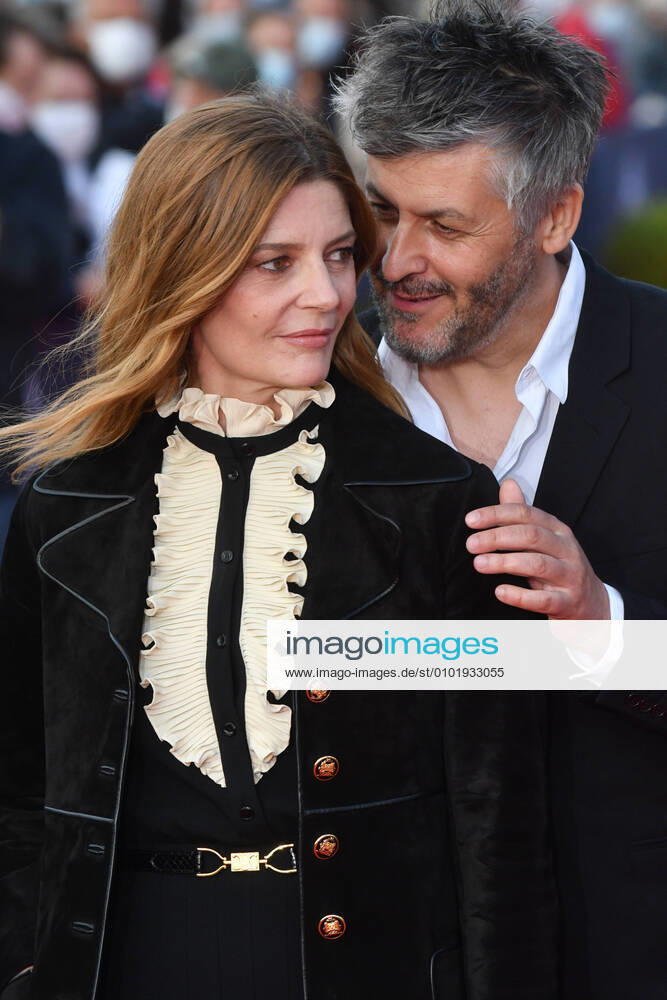 34e Festival de Cabourg. Ceremonie. CHIARA MASTROIANNI. Christophe Honoré. 257092 2020-06-29 Cabourg France