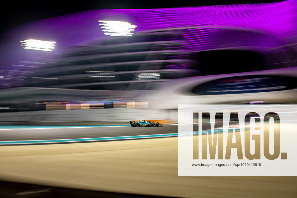 ABU DHABI, UNITED ARAB EMIRATES: Sebastian Vettel, racing for the Aston Martin F1 team during the 2022 Formula 1 Abu Dhabi Grand Prix at the Yas Marina Circuit in Abu Dhabi, United Arab Emirates.