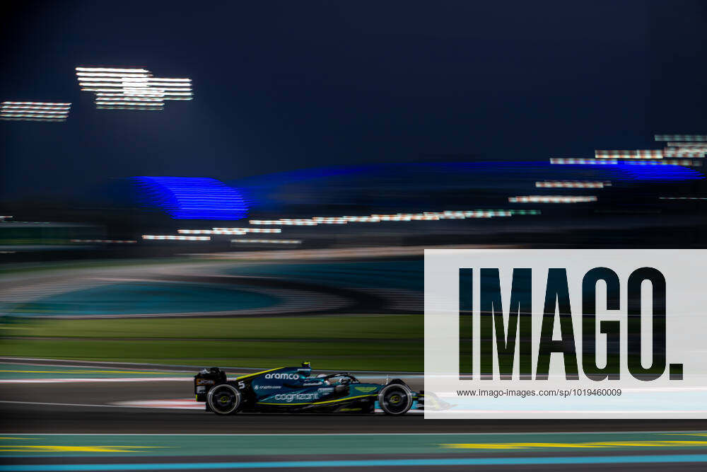 ABU DHABI, UNITED ARAB EMIRATES: Sebastian Vettel, racing for the Aston Martin F1 team during the 2022 Formula 1 Abu Dhabi Grand Prix at the Yas Marina Circuit in Abu Dhabi, United Arab Emirates.