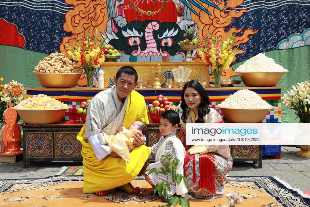 Bhutan On the auspicious occasion of the Birth Anniversary of Guru Rinpoche (Trelda Tsechu), His Royal Highness the Second Gyalsey to His Majesty The King and Her Majesty The Gyaltsuen has been named Jigme Ugyen Wangchuck. His Royal Highness will be referred to as Gyalsey Ugyen Wangchuck. His Majesty The King and Her Majesty The Gyaltsuen graced the Trelda Tsechu prayer ceremony at Thimphu Tashichodzong, and offered prayers along with Their Royal Highnesses Gyalsey Jigme Namgyel and Gyalsey Ugyen Wangchuck. The Trelda Tsechu prayers are performed annually for the benefit of all sentient beings. Led by the Prime Minister, representatives of the Dratshang, Government and Armed Forces offered Mendrel Ku Sung Thukten to His Royal Hig