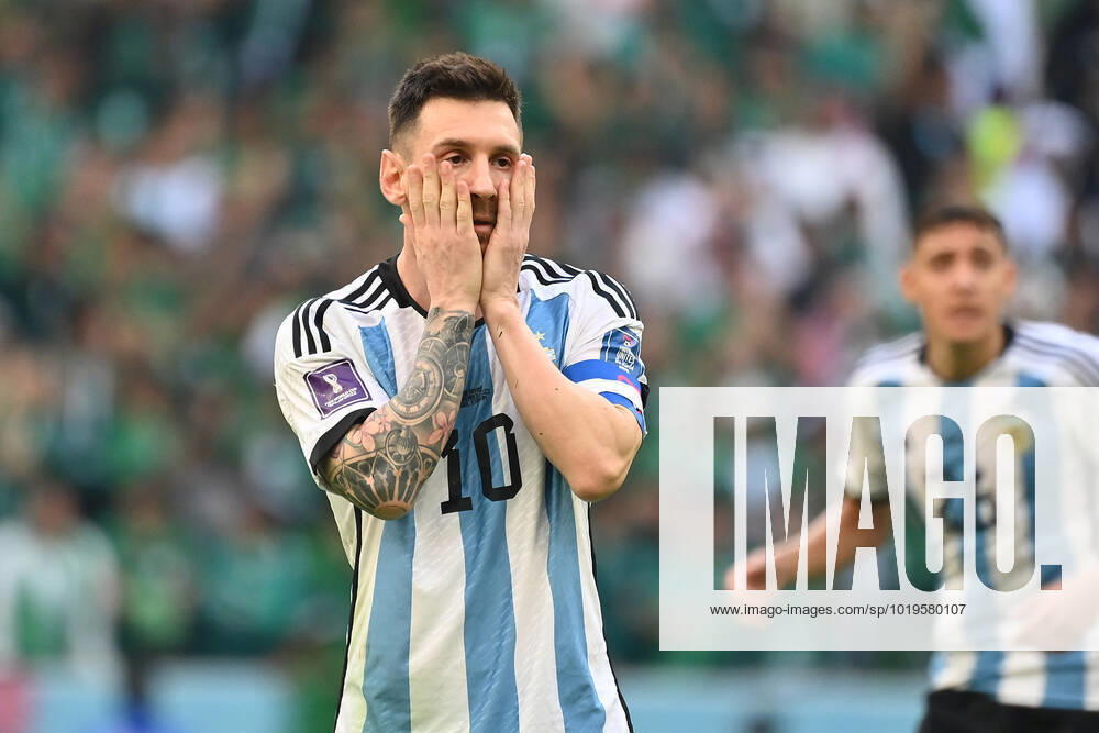 Lionel MESSI (ARG), Enttaeuschung,Frust, enttaeuscht,frustriert,niedergeschlagen, Aktion,Einzelbild,angeschnittenes Einzelmotiv,Halbfigur,halbe Figur. Spiel 8,Gruppe C Argentinien (ARG) - Saudi Arabien (KSA) 1-2 am 22.11.2022, Lussail Stadium. Fussball Weltmeisterschaft 20122 in Katar vom 20.11.