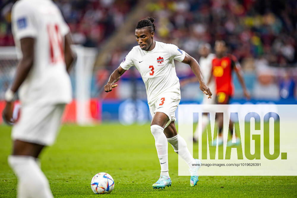 DOHA, KATAR, AHMAD BIN ALI STADIUM, PILKA NOZNA MISTRZOSTWA SWIATA W PILCE NOZNEJ KATAR 2022 ( FIFA World Cup, WM, Weltmeisterschaft, Fussball QATAR 2022 ) MECZ BELGIA - KANADA GAME BELGIUM - CANADA NZ SAM ADEKUGBE FOTO LUKASZ SKWIOT CYFRASPORT NEWSPIX.PL --- Newspix.pl 20221123CSLS189