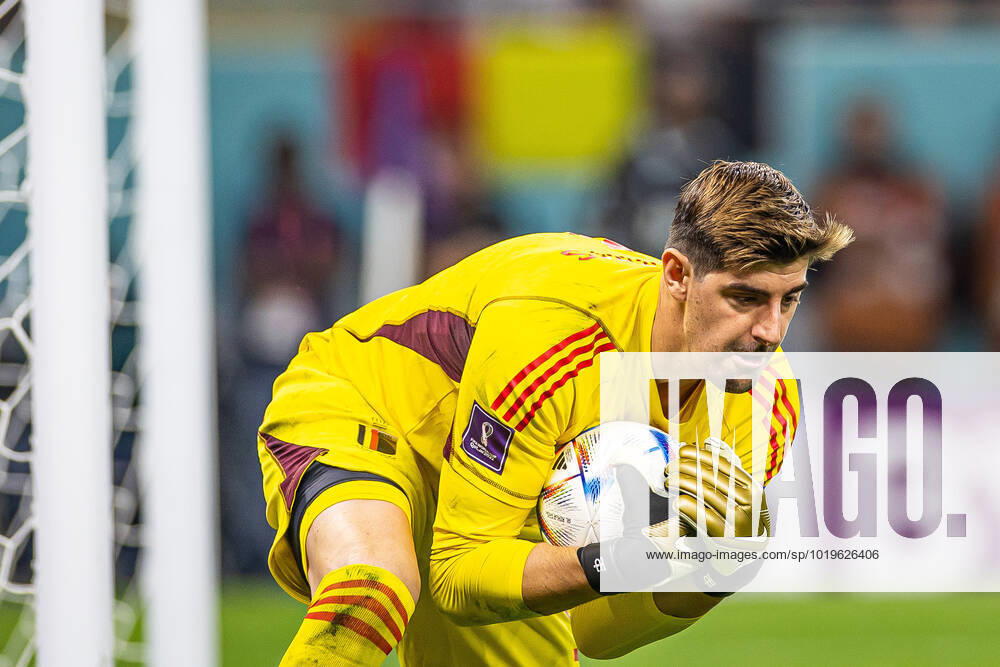 DOHA, KATAR, AHMAD BIN ALI STADIUM, PILKA NOZNA MISTRZOSTWA SWIATA W PILCE NOZNEJ KATAR 2022 ( FIFA World Cup, WM, Weltmeisterschaft, Fussball QATAR 2022 ) MECZ BELGIA - KANADA GAME BELGIUM - CANADA NZ THIBAUT COURTOIS FOTO LUKASZ SKWIOT CYFRASPORT NEWSPIX.PL --- Newspix.pl 20221123CSLS204