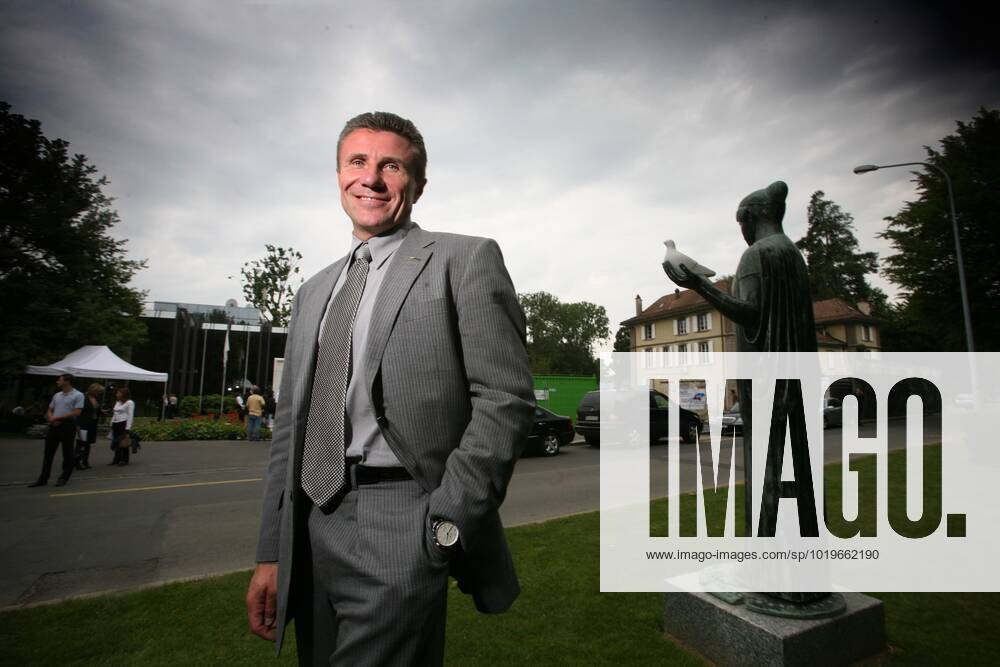 LAUSANNE 20060622 - Sergej Bubka, f.d. stavhoppare som numera sitter i styrelsen för Internationella Olympiska KommittEn och är även ordförande för de tävlandes kommittà . LAUSANNE FRANKRIKE FRIIDROTT