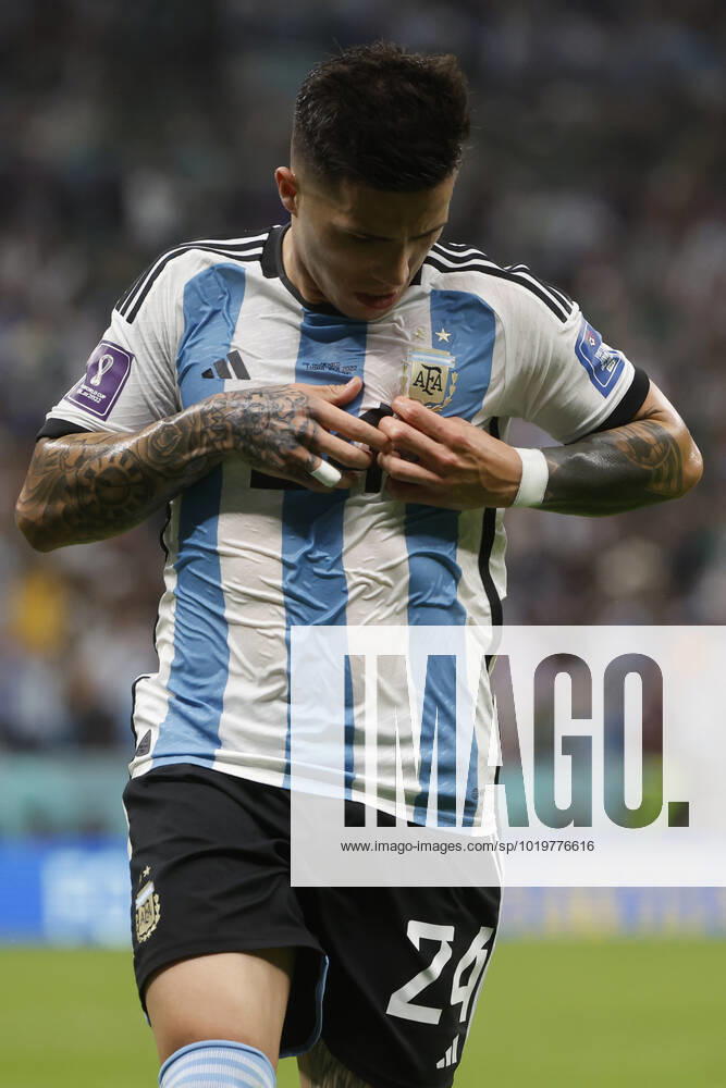 Enzo Fernandez of Argentina celebrates a goal during a FIFA World Cup, WM, Weltmeisterschaft, Fussball soccer match of the group phase between Argentina and Mexico at Lusail stadium in Lusail, Qatar 25 November 2022. World Cup 2022: Argentina vs. Mexico !ACHTUNG: NUR REDAKTIONELLE NUTZUNG!