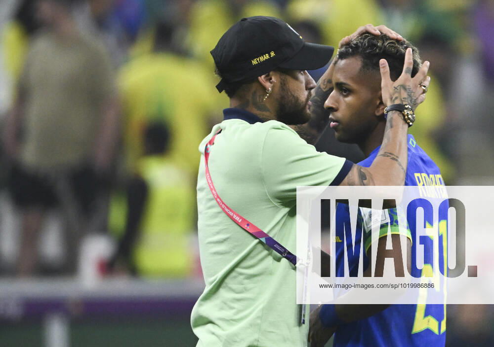 (221202) -- LUSAIL, Dec. 2, 2022 -- Neymar of Brazil hugs Rodrygo after the Group G match between Cameroon and Brazil at the 2022 FIFA World Cup, WM, Weltmeisterschaft, Fussball at Lusail Stadium in Lusail, Qatar, Dec. 2, 2022. ) (SP)QATAR-LUSAIL-2022 WORLD CUP-GROUP G-CMR VS BRA LixGa