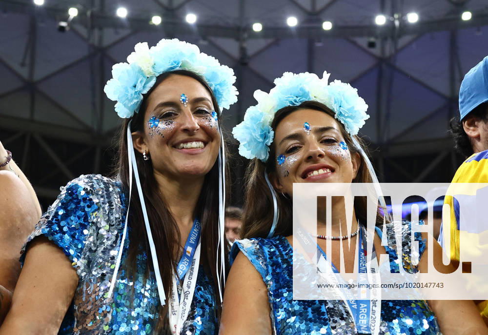 Doha, Qatar, 9th December 2022. Argentina fans during the FIFA World Cup, WM, Weltmeisterschaft, Fussball 2022 match at Lusail Stadium, Doha. Picture credit should read: David Klein Sportimage . SPI-2091-0002