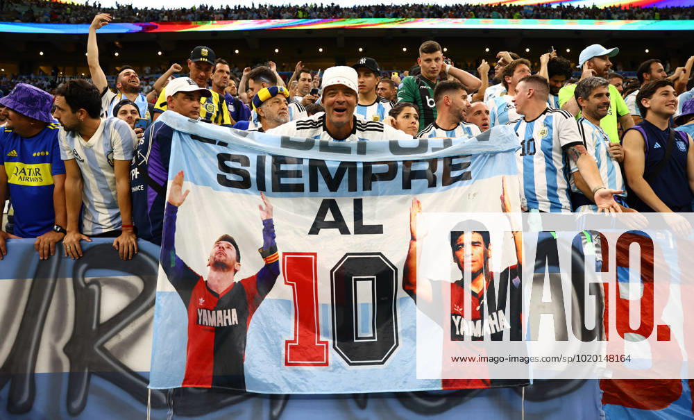 Doha, Qatar, 9th December 2022. Argentina fans during the FIFA World Cup, WM, Weltmeisterschaft, Fussball 2022 match at Lusail Stadium, Doha. Picture credit should read: David Klein Sportimage . SPI-2091-0015