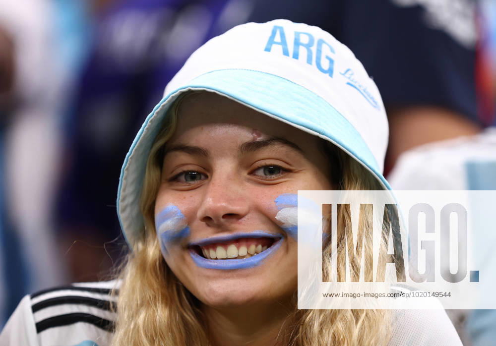 Doha, Qatar, 9th December 2022. Argentina fans during the FIFA World Cup, WM, Weltmeisterschaft, Fussball 2022 match at Lusail Stadium, Doha. Picture credit should read: David Klein Sportimage . SPI-2091-0028