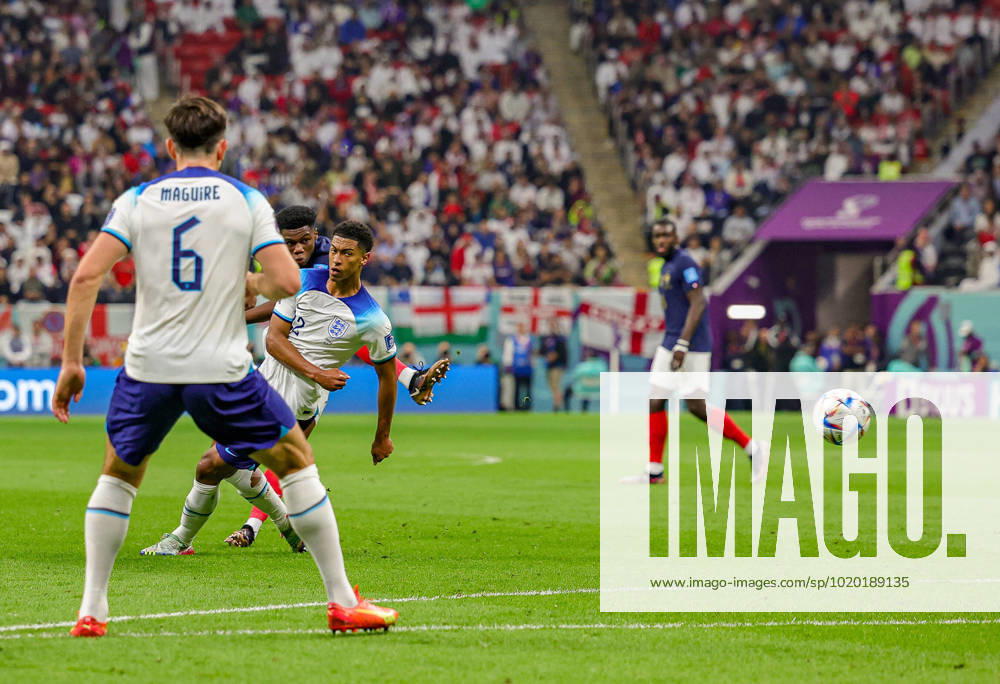 England v France 2022 FIFA World Cup, WM, Weltmeisterschaft, Fussball 10 12 2022. Quarter-finals Goal 0-1 AurÃ lien Tchouameni (8) of France scores the first goal during the 2022 FIFA World Cup quarter final match between England and France at Al Bayt Stadium, Al Khor, Qatar on 10 December 2022. Editorial use only ,