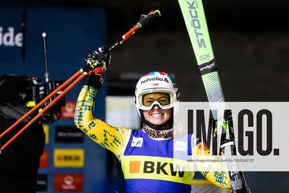 KW50 FREE STYLE - FIS SX WC Arosa AROSA,SWITZERLAND,12.DEC.22 - FREESTYLE SKIING - FIS World Cup, Ski Cross, ladies, men. Image shows the rejoicing of Daniela Maier (GER). GEPAxpictures xDanielxGoetzhaber