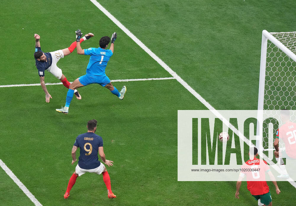 QAT, WM FIFA 2022, Halbfinale, Frankreich vs Marokko 14.12.2022, Al Bayt Stadium, Doha, QAT, WM FIFA 2022, Halbfinale, Frankreich vs Marokko, im Bild France s defender Theo Hernandez erzielt das Tor zum 1:0.