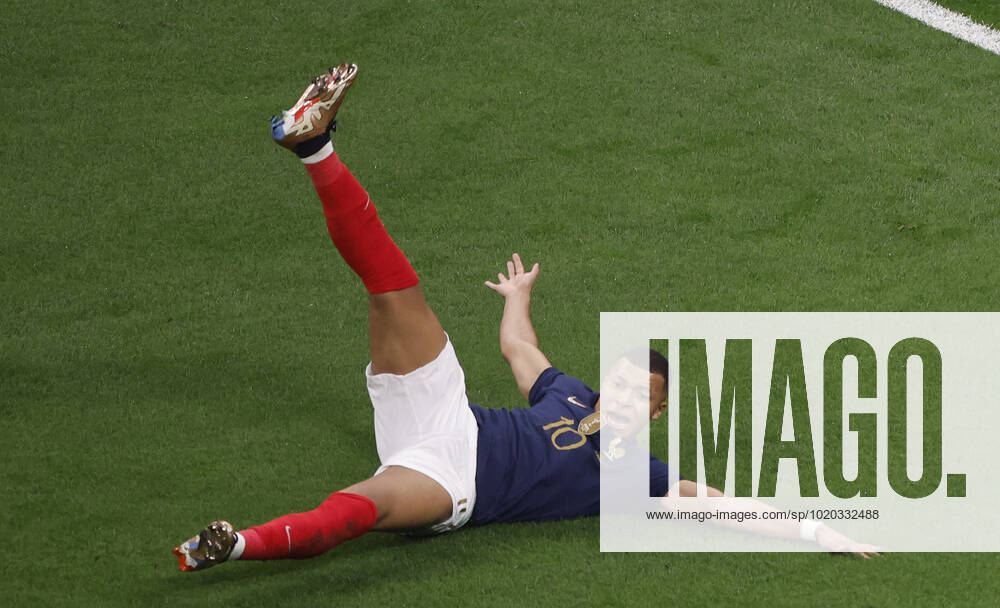 Kylian Mbappe of France reacts during the FIFA World Cup, WM, Weltmeisterschaft, Fussball semifinals soccer match between France and Morocco at Al Bayt Stadium in Al Khor, Qatar, 14 December 2022. World Cup 2022: France vs. Morocco !ACHTUNG: NUR REDAKTIONELLE NUTZUNG!