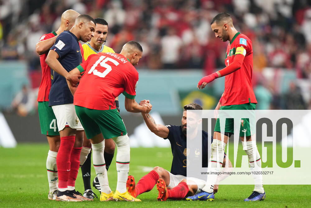 QAT: France v Morocco. FIFA World Cup, WM, Weltmeisterschaft, Fussball Qatar 2022. Semi-final Selim Amallah of Morocco and Olivier Giroud of France during the FIFA World Cup Qatar 2022 match, Semi-final between Frtance and Morocco played at Al Bayt Stadium on Dec 14, 2022 in Al Khor Qatar.