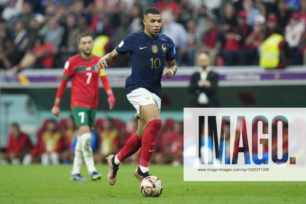 France v Morocco: Semi Final - FIFA World Cup, WM, Weltmeisterschaft, Fussball Qatar 2022 Kylian Mbappe centre-forward of France and Paris Saint-Germain runs with the ball during the FIFA World Cup Qatar 2022 semi final match between France and Morocco at Al Bayt Stadium on December 14, 2022 in Al Khor, Qatar. Al Khor Qatar