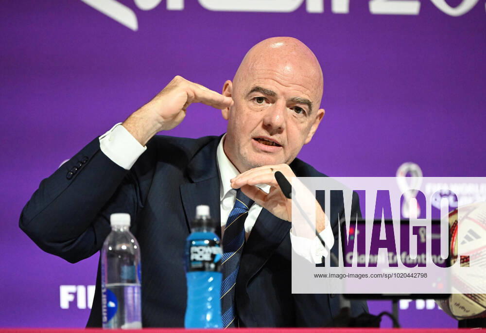 Fussball, Herren, Saison 2022 23, WM in Katar, Doha, Pressekonferenz im Medienzentrum im Qatar National Convention Centre (QNCC), FIFA-Präsident Gianni Infantino, 16.12. 2022,