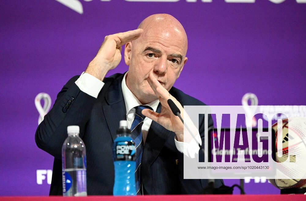 Fussball, Herren, Saison 2022 23, WM in Katar, Doha, Pressekonferenz im Medienzentrum im Qatar National Convention Centre (QNCC), FIFA-Präsident Gianni Infantino, 16.12. 2022,