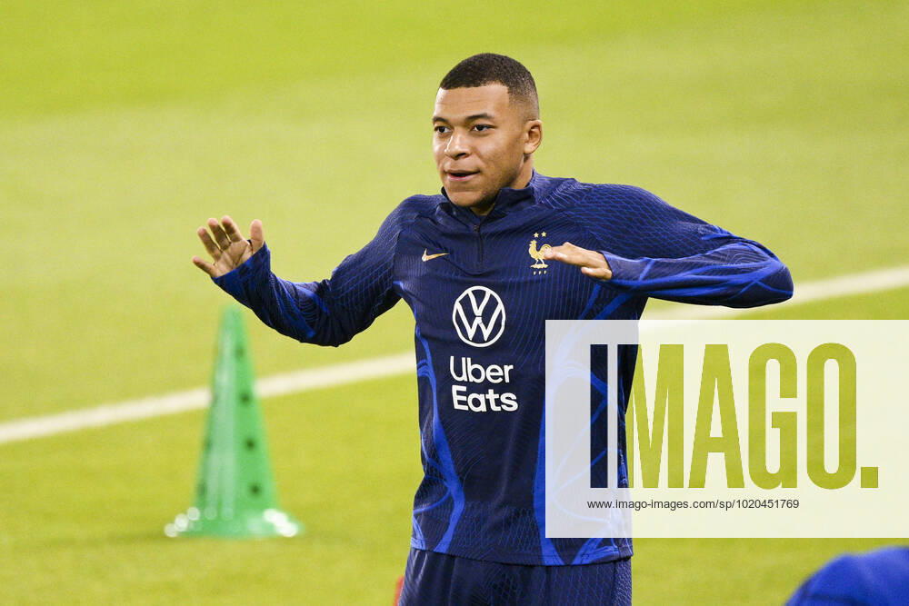 MBAPPE Kylian (FRA) FOOTBALL : Entrainement de l Equipe de France - coupe du Monde Qatar 2022 - 16 12 2022 JBAutissier Panoramic