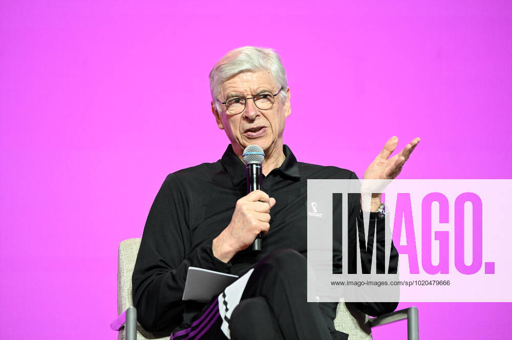 Fussball, Herren, Saison 2022 23, WM in Katar, Doha, Pressekonferenz der Technical Study Group der FIFA im Medienzentrum im Qatar National Convention Centre (QNCC), im Bild: Arsene Wenger (FIFAs Chief of Global Football Development), 17.12. 2022,