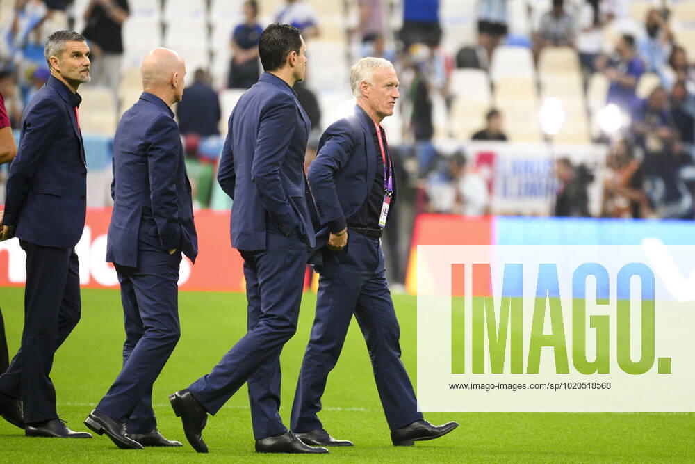 Didier Deschamps entraineur Selectionneur France et ses adjoints Guy Stephan - entraineur adjoint (Fra) FOOTBALL : Argentine vs france - Finale - Coupe du Monde Qatar 2022 - 18 12 2022 JBAutissier Panoramic