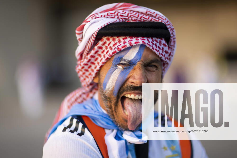 Doha, Qatar. 18th Dec, 2022. Fan of Argentina in front of the Lusail Stadium Argentina - France Final Match Argentinien - Frankreich World Cup 2022 in Qatar 18.12.2022