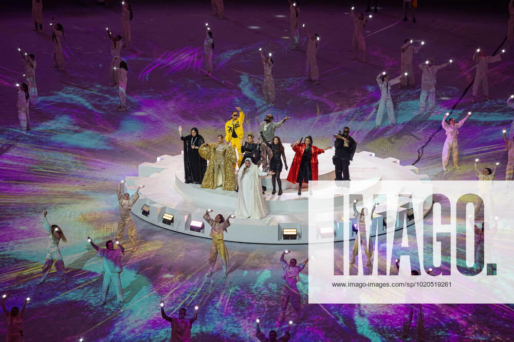 Football - FIFA World Cup, WM, Weltmeisterschaft, Fussball Qatar 2022 - Final - Argentina v France DOHA, QATAR - Sunday, December 18, 2022: Artists perform during the closing ceremony before the FIFA World Cup Qatar 2022 Final match between Argentina and France at the Lusail Stadium. AL-DAAYEN Lusail Stadium DOHA QATAR