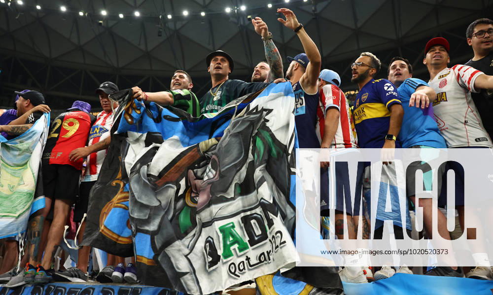 Doha, Qatar, 18th December 2022. Argentina fans during the FIFA World Cup, WM, Weltmeisterschaft, Fussball 2022 match at Lusail Stadium, Doha. Picture credit should read: David Klein Sportimage . SPI-2101-0028
