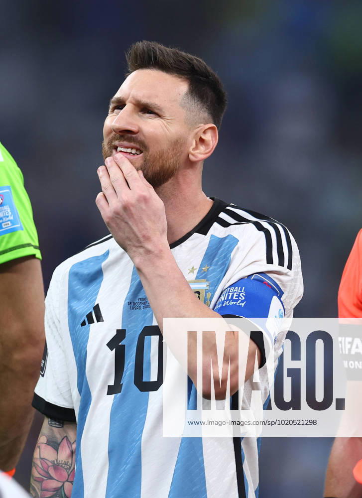 Doha, Qatar, 18th December 2022. A pensive looking Lionel Messi of Argentina before the start of the FIFA World Cup, WM, Weltmeisterschaft, Fussball 2022 match at Lusail Stadium, Doha. Picture credit should read: David Klein Sportimage . SPI-2101-0032