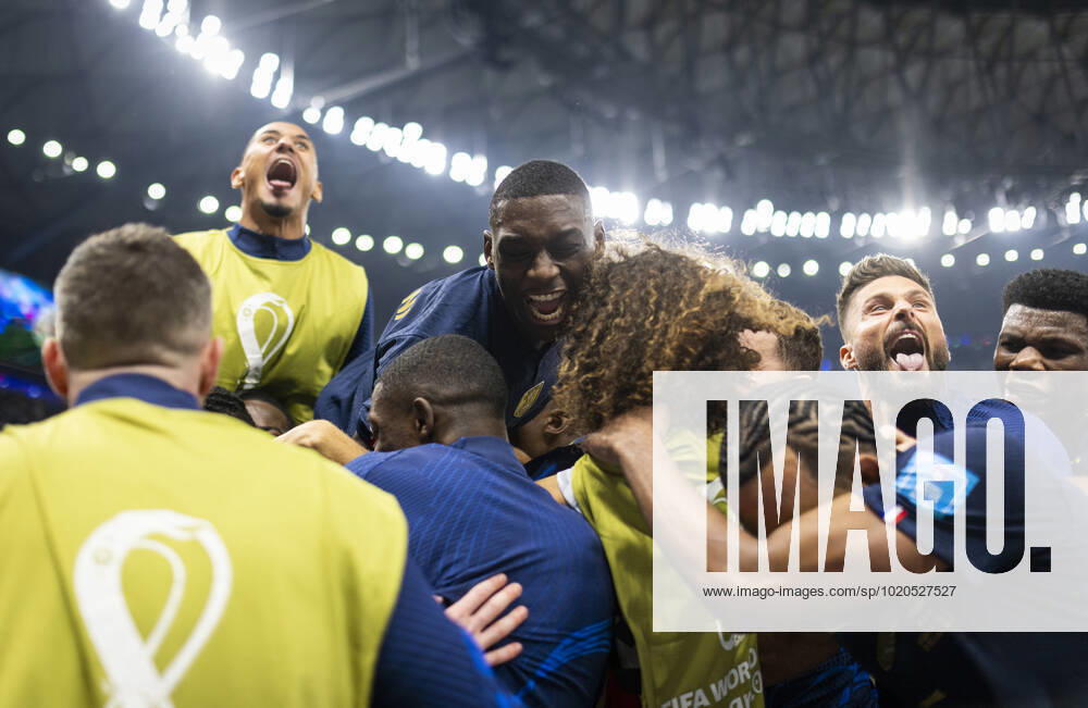 Doha, Qatar. 18th Dec, 2022. Goal celebration: Kylian Mbappe (FRA), Randal Kolo Muani (FRA), Olivier Giroud (FRA), Aurelien Tchouameni (FRA) Argentina - France Final Match Argentinien - Frankreich World Cup 2022 in Qatar 18.12.2022