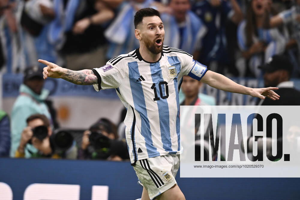 Foto Fabio Ferrari LaPresse - 18 Dicembre 2022 Lusail, Qatar - - Calcio - Qatar 2022 - Coppa del Mondo Fifa - Argentina vs Francia - Finale - Lusail Iconic Stadium - Nella foto: esultanza Lionel Messi (Argentina) 3-2 December 18, 2022 Lusail, Qatar - sport - Soccer - Qatar 2022- FIFA World Cup, WM, Weltmeisterschaft, Fussball - Argentina vs Francia - Final - Lusail Iconic Stadium In the pic: esultanza Lionel Messi (Argentina) 3-2