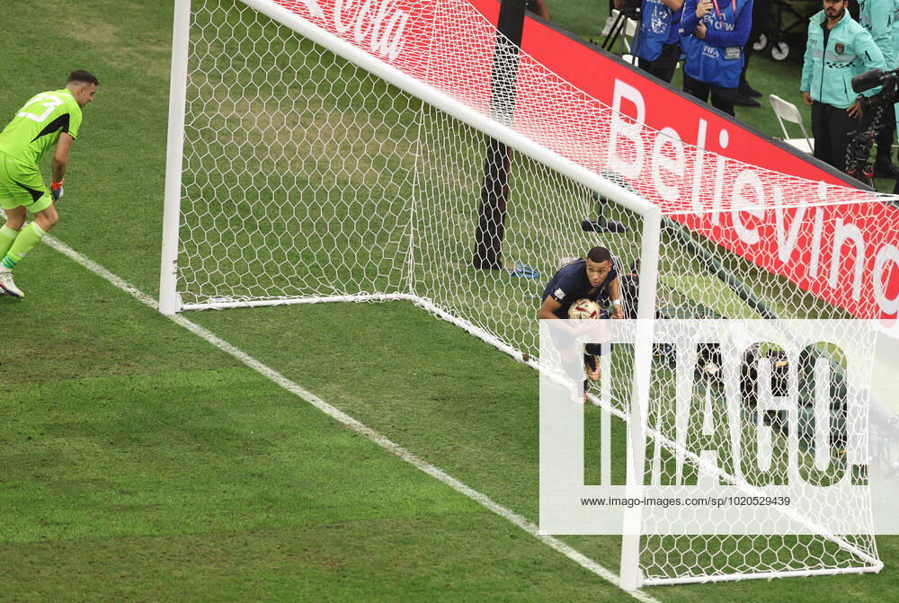 (221218) -- LUSAIER, Dec. 18, 2022 -- Kylian Mbappe of France celebrates his goal during the Final between Argentina and France at the 2022 FIFA World Cup, WM, Weltmeisterschaft, Fussball at Lusail Stadium in Lusail, Qatar, Dec. 18, 2022. ) (SP)QATAR-LUSAIL-2022 WORLD CUP-FINAL-ARG VS FRA XuxZijian