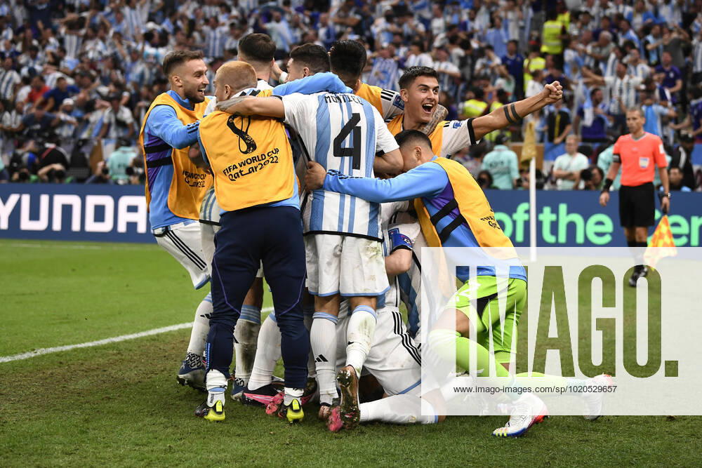 Foto Fabio Ferrari LaPresse - 18 Dicembre 2022 Lusail, Qatar - - Calcio - Qatar 2022 - Coppa del Mondo Fifa - Argentina vs Francia - Finale - Lusail Iconic Stadium - Nella foto: esultanza Lionel Messi (Argentina) 3-2 December 18, 2022 Lusail, Qatar - sport - Soccer - Qatar 2022- FIFA World Cup, WM, Weltmeisterschaft, Fussball - Argentina vs Francia - Final - Lusail Iconic Stadium In the pic: joy Lionel Messi (Argentina) 3-2