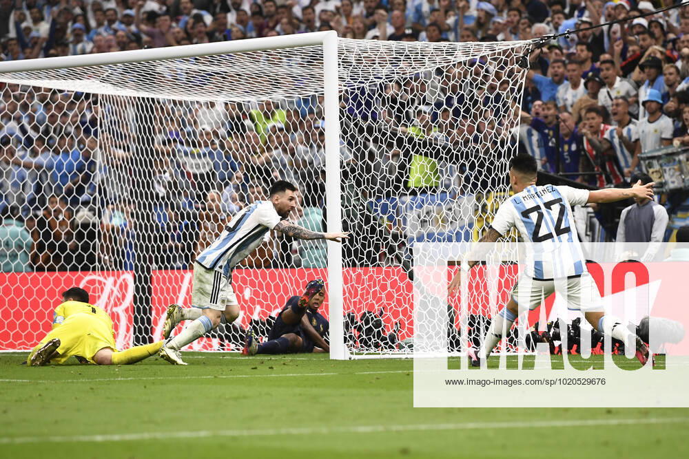 Foto Fabio Ferrari LaPresse - 18 Dicembre 2022 Lusail, Qatar - - Calcio - Qatar 2022 - Coppa del Mondo Fifa - Argentina vs Francia - Finale - Lusail Iconic Stadium - Nella foto: esultanza Lionel Messi (Argentina) 3-2 December 18, 2022 Lusail, Qatar - sport - Soccer - Qatar 2022- FIFA World Cup, WM, Weltmeisterschaft, Fussball - Argentina vs Francia - Final - Lusail Iconic Stadium In the pic: joy Lionel Messi (Argentina) 3-2