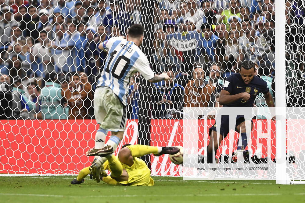 Foto Fabio Ferrari LaPresse - 18 Dicembre 2022 Lusail, Qatar - - Calcio - Qatar 2022 - Coppa del Mondo Fifa - Argentina vs Francia - Finale - Lusail Iconic Stadium - Nella foto: esultanza Lionel Messi (Argentina) 3-2 December 18, 2022 Lusail, Qatar - sport - Soccer - Qatar 2022- FIFA World Cup, WM, Weltmeisterschaft, Fussball - Argentina vs Francia - Final - Lusail Iconic Stadium In the pic: joy Lionel Messi (Argentina) 3-2