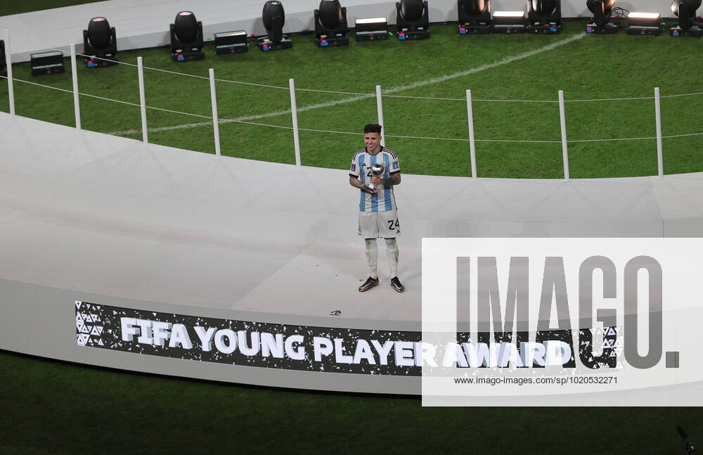 Argentina v France 2022 FIFA World Cup, WM, Weltmeisterschaft, Fussball Enzo Fernandez of Argentina wins the young player award during the 2022 FIFA World Cup Final between Argentina and France at Lusail Stadium, Lusail Content Not Available For UK Newspapers