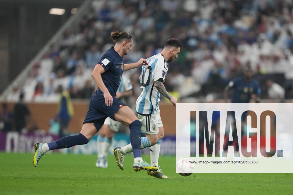 Player of Argentina Lionel Messi drives the ball during the FIFA World Cup, WM, Weltmeisterschaft, Fussball Qatar 2022 Final match between Argentina and France at Lusail Stadium on December 18, 2022 in Lusail, Qatar. (Photo by Florencia Tan Jun PxImages Icon Sportswire) SOCCER: DEC 18 FIFA World Cup Final - France v Argentina Icon2212181492