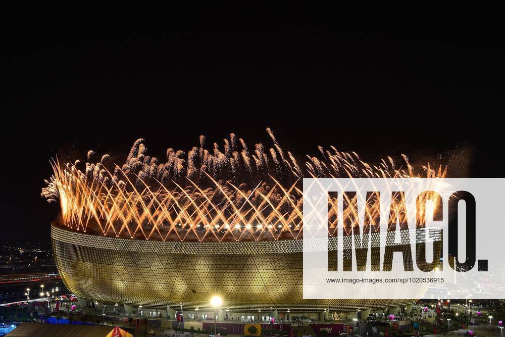 FIFA World Cup, WM, Weltmeisterschaft, Fussball Qatar 2022 Argentina vs France Final Fireworks during the game Argentina vs France, corresponding to the great final of the FIFA World Cup Qatar 2022, at Lusail Stadium, Lusail, Doha, on December 18, 2022. <br><br> Pirotecnia durante el partido Argentina vs Francia, correspondiente a la gran final de la Copa Mundial de la FIFA Catar 2022, en el Estadio Lusail, Lusail, Doha, el 18 de Diciembre de 2022 LUSAIL DOHA QATAR