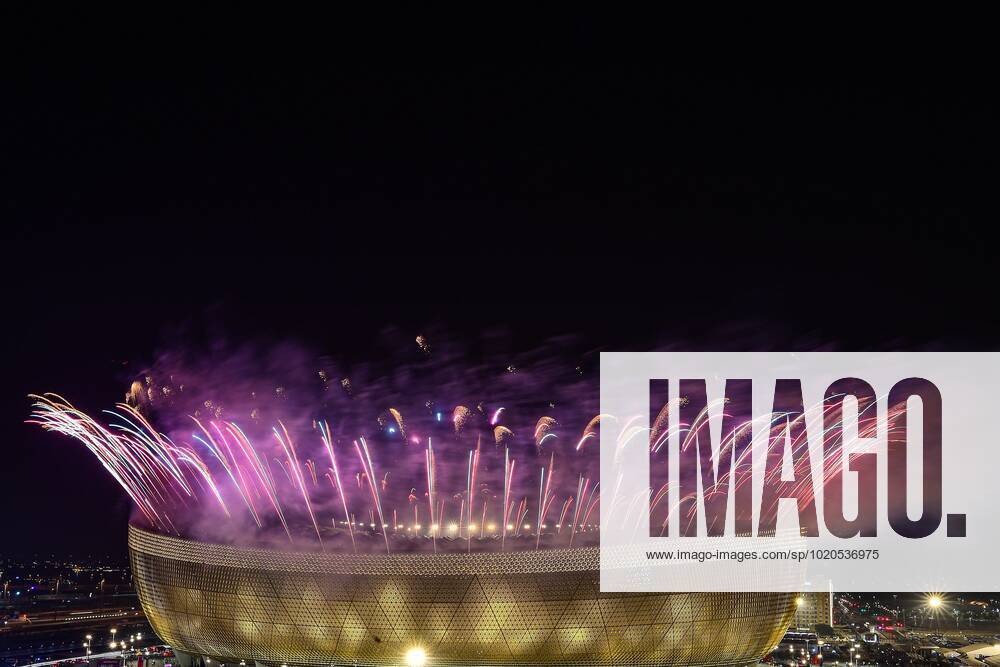 FIFA World Cup, WM, Weltmeisterschaft, Fussball Qatar 2022 Argentina vs France Final Fireworks during the game Argentina vs France, corresponding to the great final of the FIFA World Cup Qatar 2022, at Lusail Stadium, Lusail, Doha, on December 18, 2022. <br><br> Pirotecnia durante el partido Argentina vs Francia, correspondiente a la gran final de la Copa Mundial de la FIFA Catar 2022, en el Estadio Lusail, Lusail, Doha, el 18 de Diciembre de 2022 LUSAIL DOHA QATAR