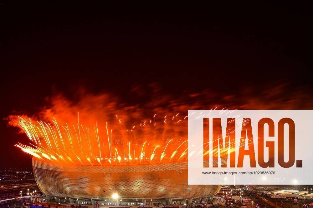 FIFA World Cup, WM, Weltmeisterschaft, Fussball Qatar 2022 Argentina vs France Final Fireworks during the game Argentina vs France, corresponding to the great final of the FIFA World Cup Qatar 2022, at Lusail Stadium, Lusail, Doha, on December 18, 2022. <br><br> Pirotecnia durante el partido Argentina vs Francia, correspondiente a la gran final de la Copa Mundial de la FIFA Catar 2022, en el Estadio Lusail, Lusail, Doha, el 18 de Diciembre de 2022 LUSAIL DOHA QATAR