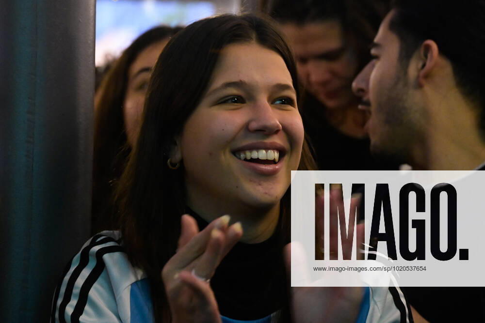 Les supporters de l Argentine au Cafe El Sur à Paris - ambiance - FOOTBALL : Les supporters de l Argentine - Paris - 18 12 2022 FedericoPestellini Panoramic