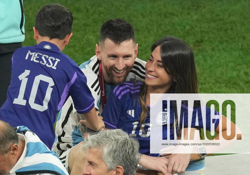 (221218) -- LUSAIL, Dec. 18, 2022 -- Lionel Messi of Argentina celebrates with his families after the awarding ceremony of the 2022 FIFA World Cup, WM, Weltmeisterschaft, Fussball at Lusail Stadium in Lusail, Qatar, Dec. 18, 2022. ) (SP)QATAR-LUSAIL-2022 WORLD CUP-FINAL-ARG VS FRA PanxYulong