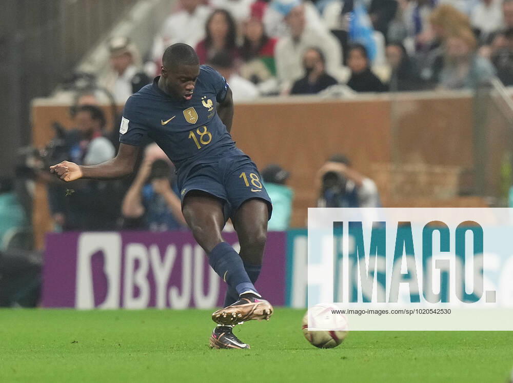 QAT, WM FIFA 2022, Finale, Argentinien vs Frankreich 18.12.2022, Lusail Iconic Stadium, Doha, QAT, WM FIFA 2022, Finale, Argentinien vs Frankreich, im Bild France s defender Dayot Upamecano .