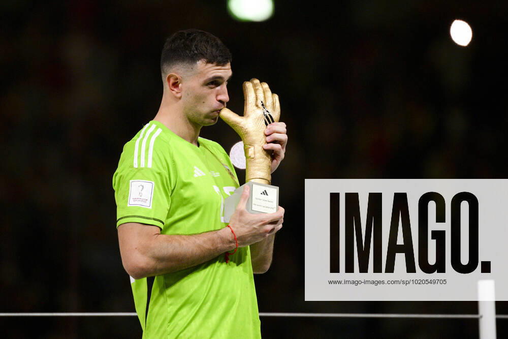 Trophee du meilleur gardien pour MARTINEZ Emiliano (ARG) FOOTBALL : Argentine vs france - Finale - Coupe du Monde Qatar 2022 - 18 12 2022 JBAutissier Panoramic