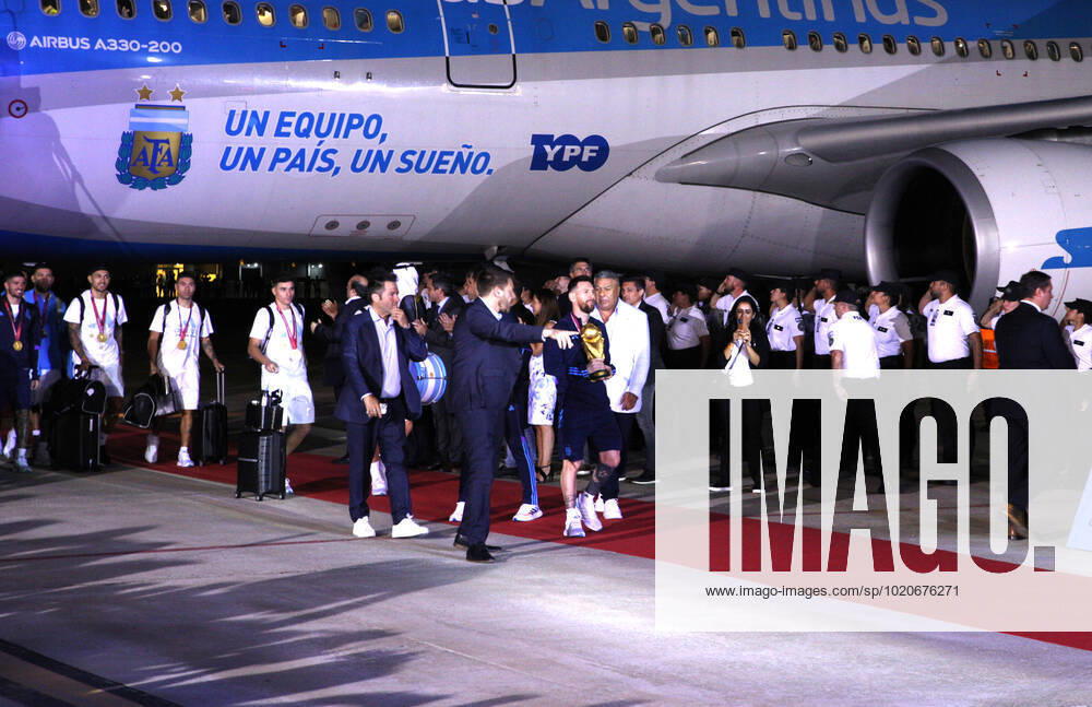 ciudad Autonoma, Buenos aires, Argentina: Argentina world champion of the Qatar cup 2022 arrived in argentina at the ezeiza airport ciudad Autónoma Argentina, Lionel Messi (centre) - ZUMAc230 0196964889st