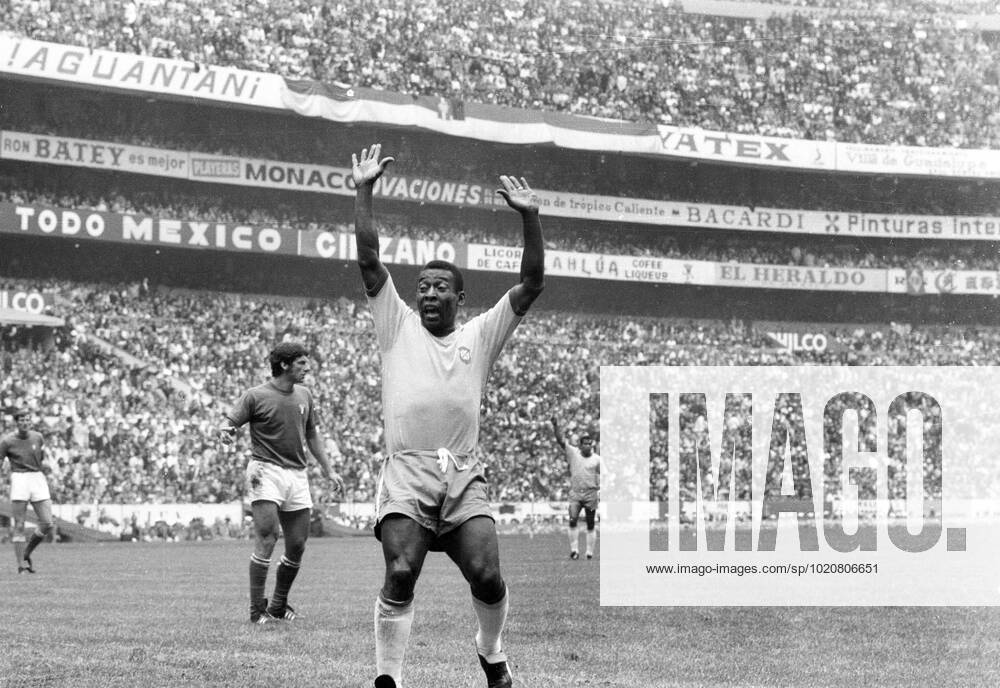 Fussball Weltmeisterschaft 1970: Finale: Brasilien-Italien(4:1) 21.06.1970. Torschuetze Pele (Bras.) jubelt nach dem 1:0.