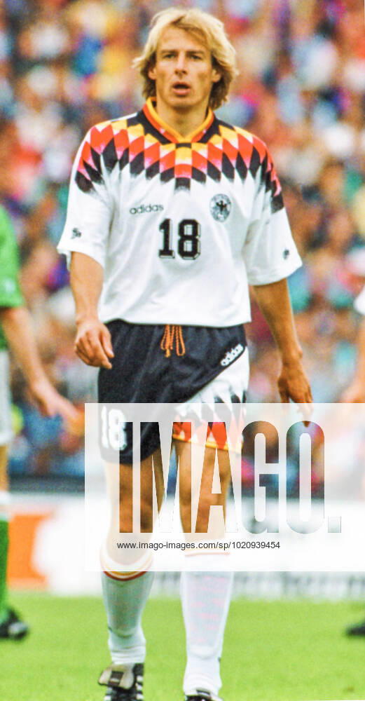 Aus DFB Freundschaftsspiel Deutschland - Irland 0:2 am 29.05.1994 in Hannover. Im Foto: Jürgen Kliensmann