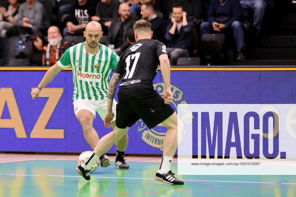 SOCCER - Lions Benefiz Turnier GRAZ,AUSTRIA,27.DEC.22 - SOCCER - Lions Benefiz Legenden Hallenfussball Turnier. Image shows Erwin Hoffer (Rapid) and Martin Ehrenreich (Sturm). GEPAxpictures Oberlaender