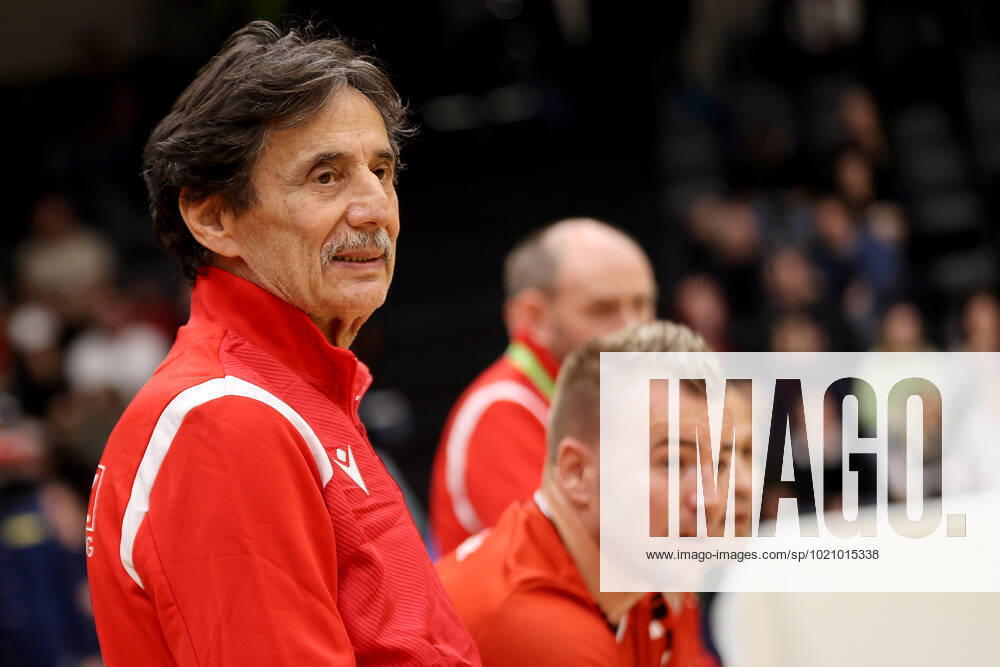 SOCCER - Lions Benefiz Turnier GRAZ,AUSTRIA,27.DEC.22 - SOCCER - Lions Benefiz Legenden Hallenfussball Turnier. Image shows Savo Ekmecic (GAK). GEPAxpictures Oberlaender